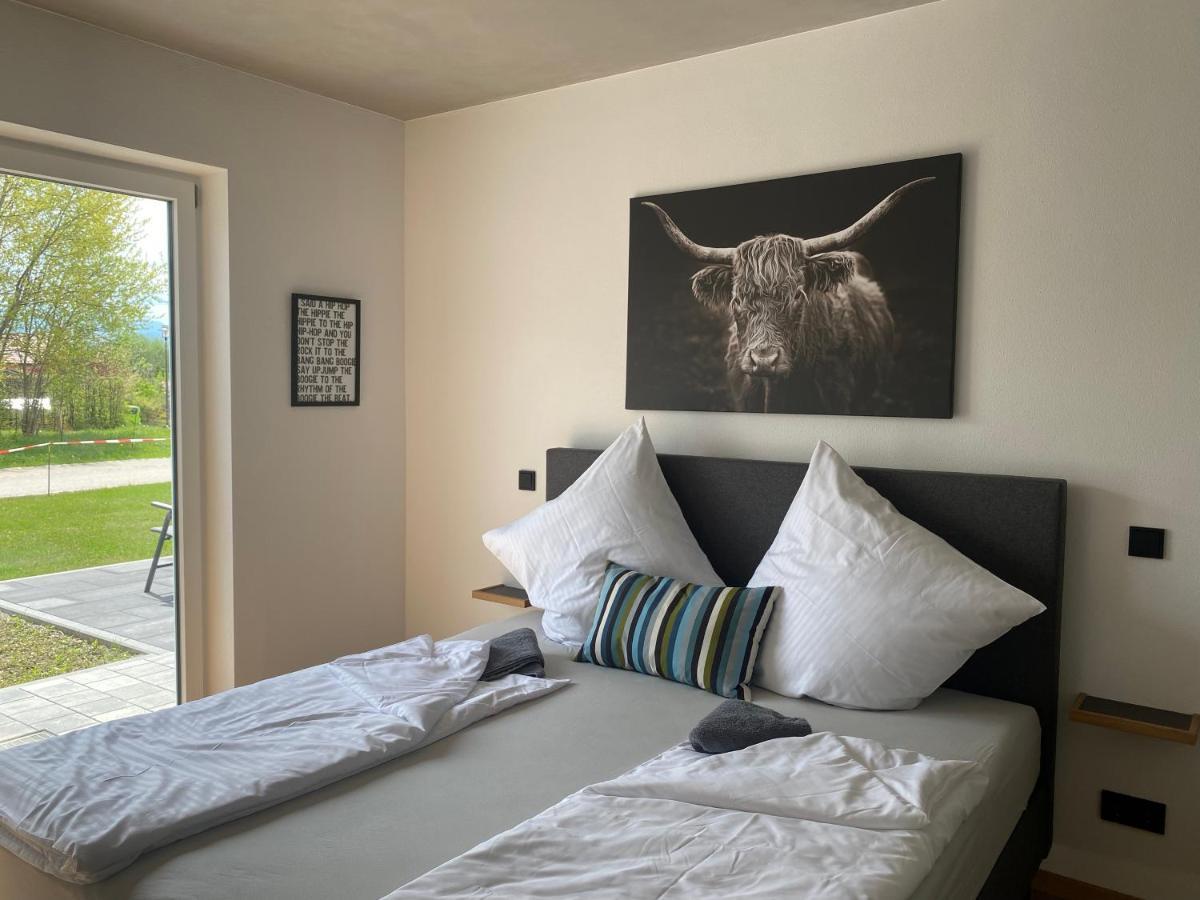 Apartment Neubau Gruener Wolpertinger Designwhg 106qm Barrierefrei Breitbrunn am Chiemsee