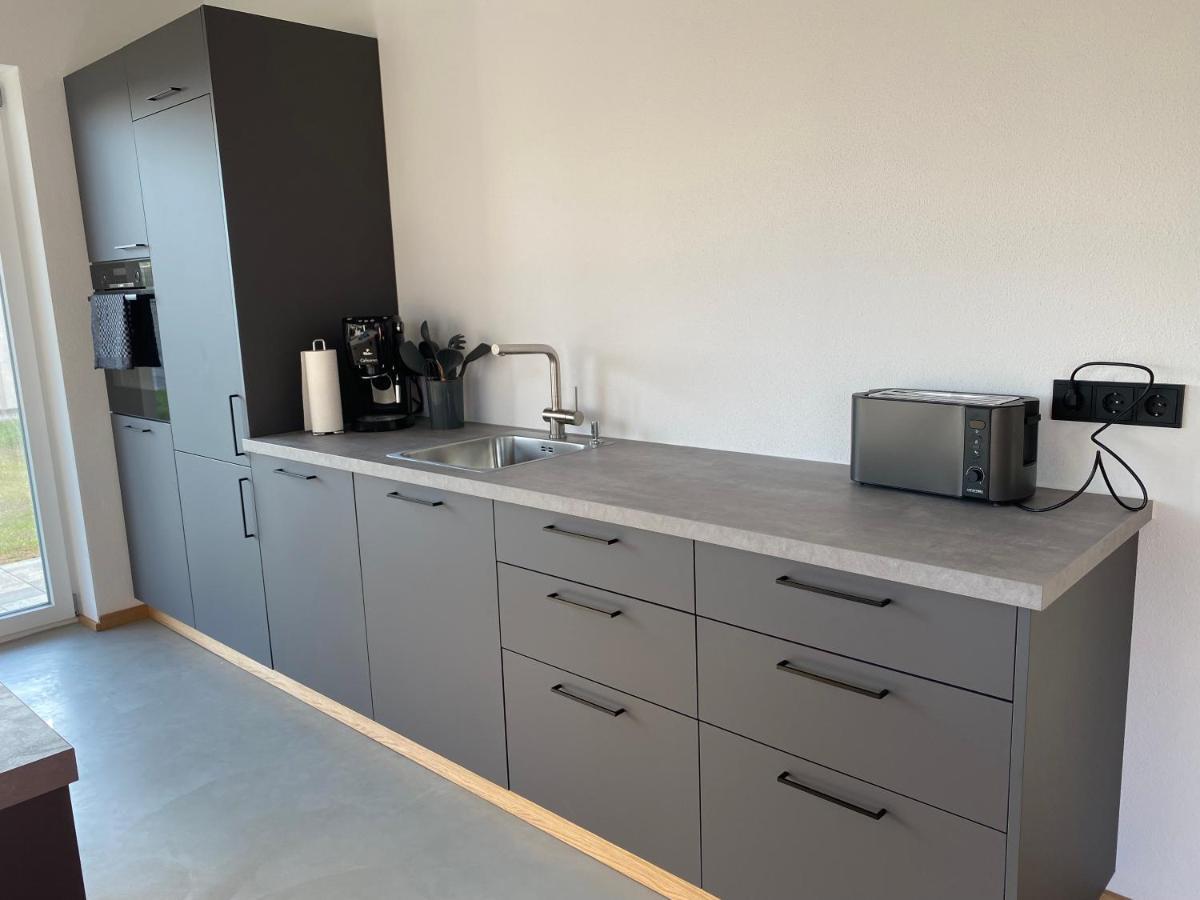 Neubau Gruener Wolpertinger Designwhg 106qm Barrierefrei Апартаменты Брайтбрунн-ам-Кимзе